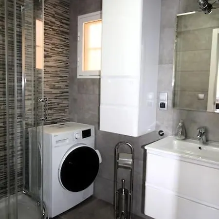 Apartamento Residencial Patricio Zammit Aq-131 Elvira