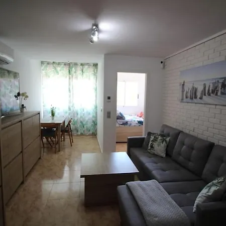 Residencial Patricio Zammit Aq-131 Elvira