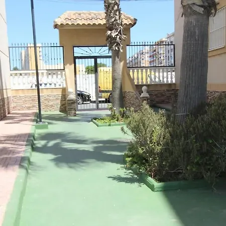 Apartamento Residencial Patricio Zammit Aq-131 Elvira